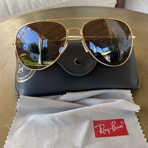RAYBAN SUNGLASSES (authentic)